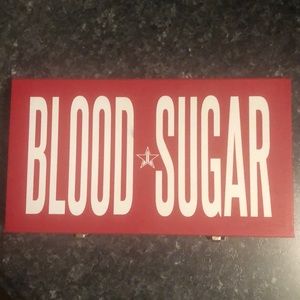 Jeffree star Blood sugar pallet